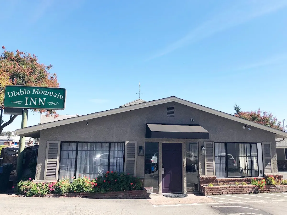 Diablo Mountain Inn