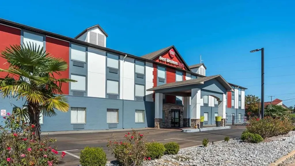 Best Western Plus Jackson Downtown-Coliseum