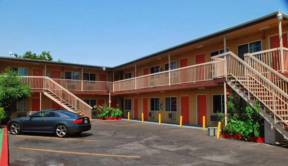 Lincoln Motel