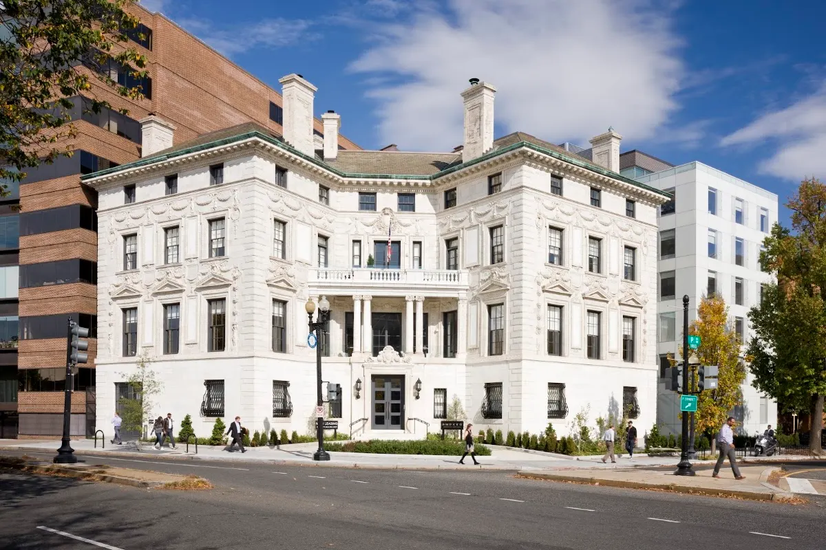 Placemakr Dupont Circle
