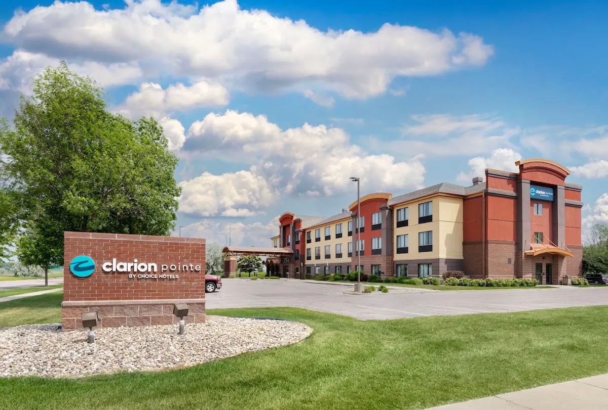 Clarion Pointe Sioux Falls Airport