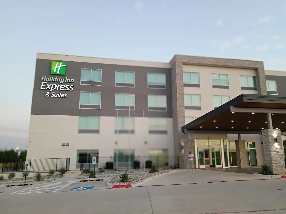 Holiday Inn Express and Suites Fort Worth Haltom City, an IHG Hotel
