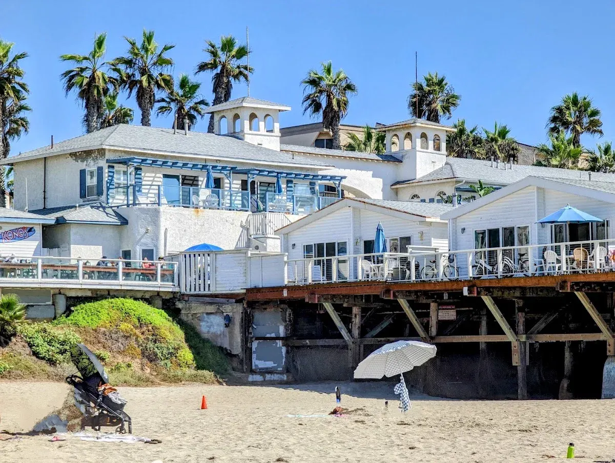 Crystal Pier Hotel & Cottages