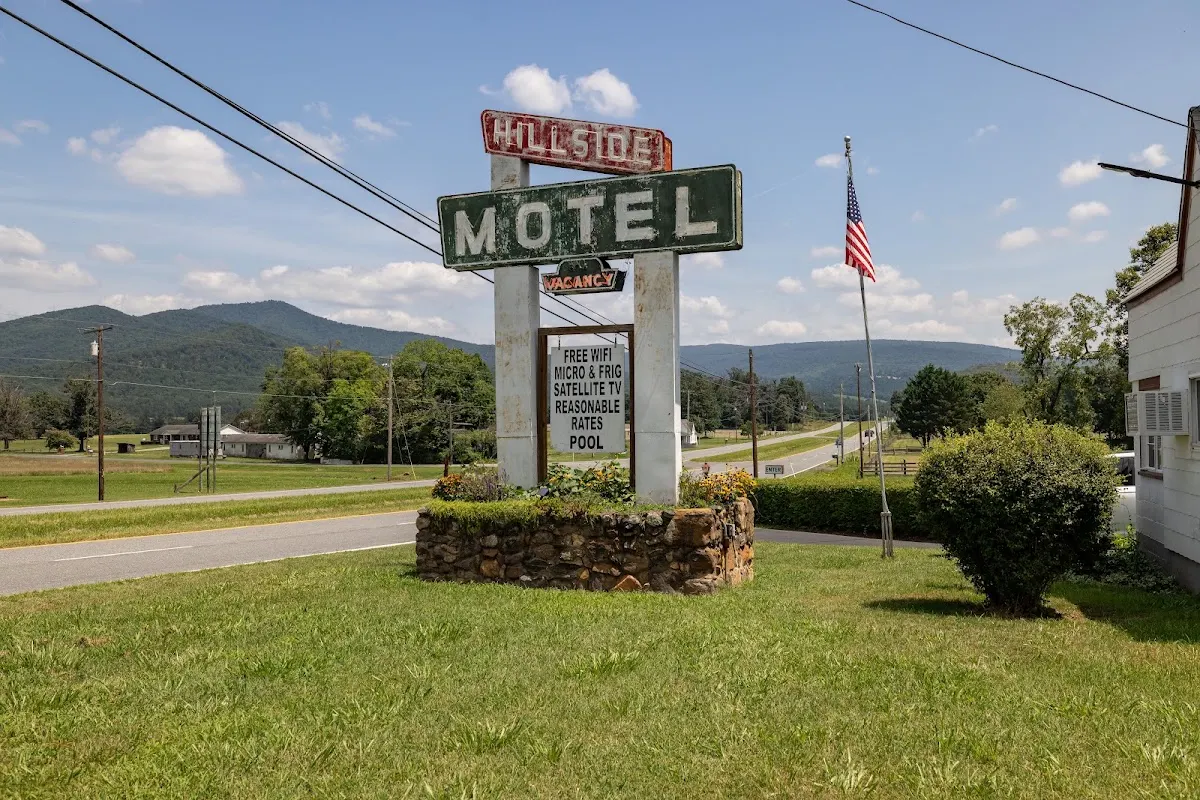 Hillside Hotel Luray