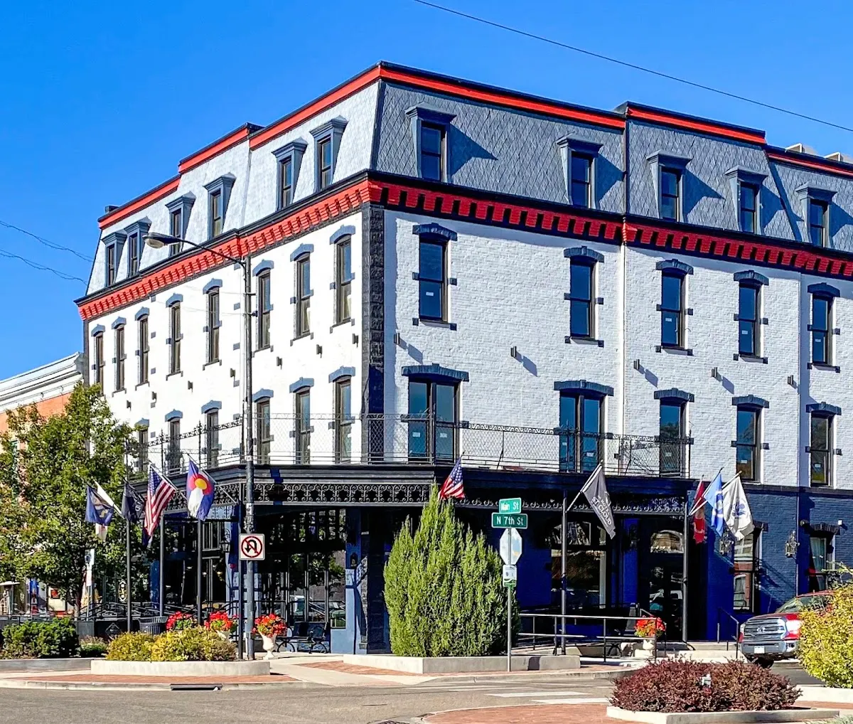 Hotel St. Cloud - Cañon City (on Historic Main Street)