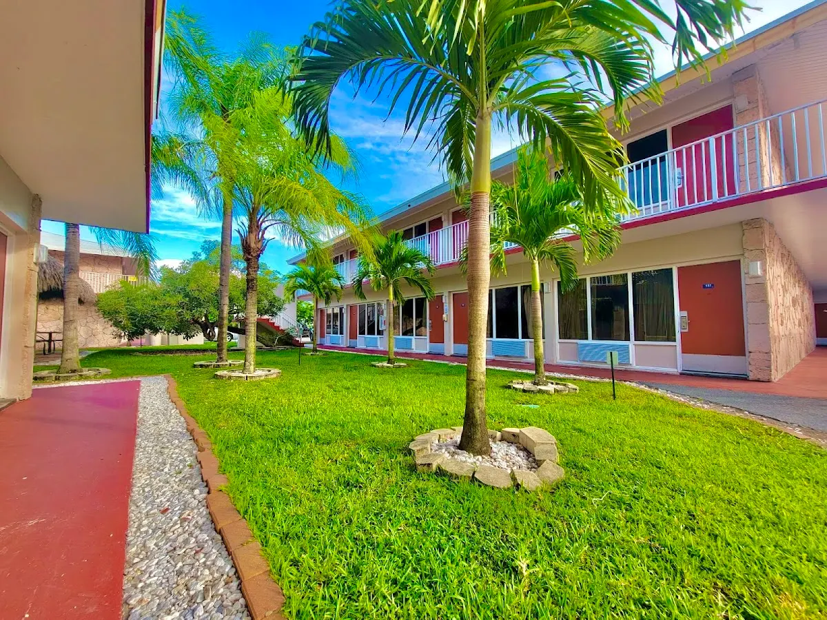 Garden Inn Homestead