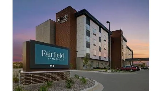 Fairfield by Marriott Inn & Suites Milwaukee Brookfield