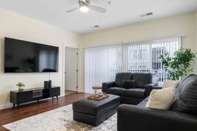 Updated luxury 1 Bedroom unit with a pool and hot