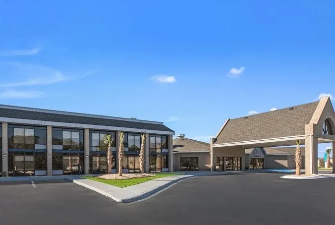 Clarion Pointe