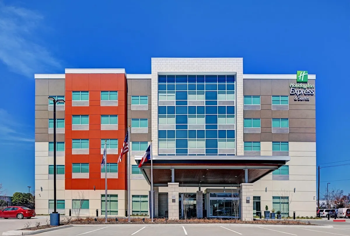 Holiday Inn Express & Suites Houston Memorial - City Centre by IHG