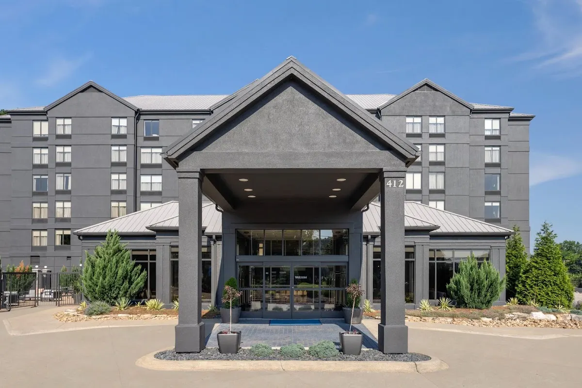 Crowne Plaza Nashville Airport by IHG