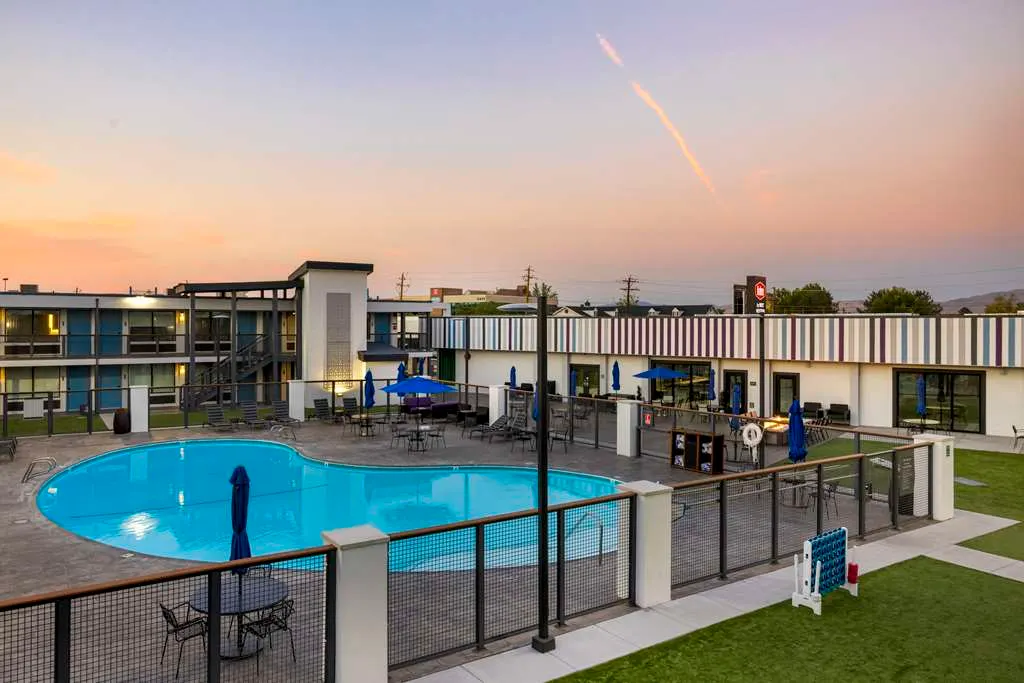 Aiden by Best Western South Reno