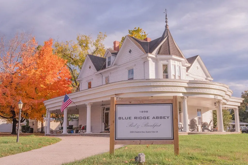 Blue Ridge Abbey Bed & Breakfast