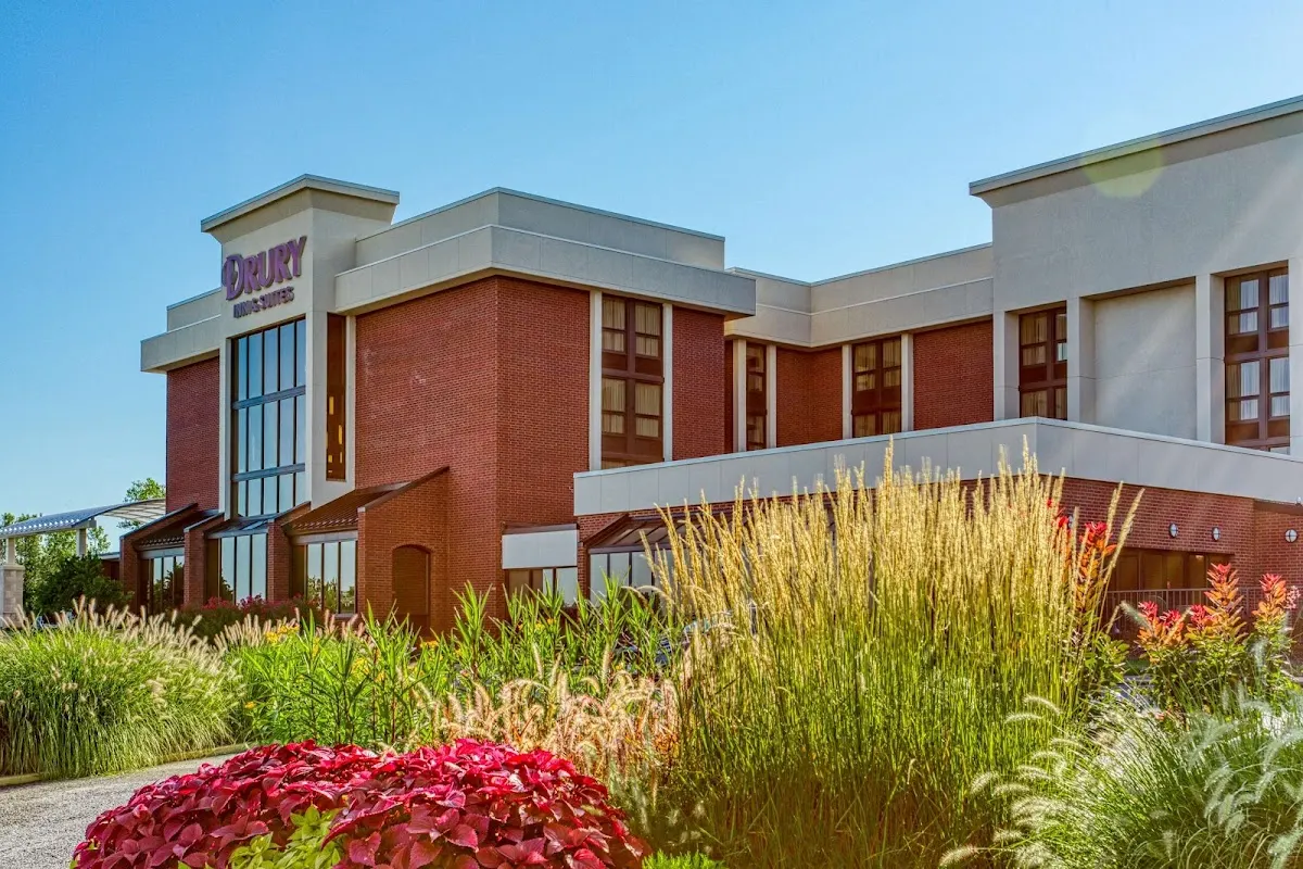 Drury Inn & Suites St. Louis Collinsville