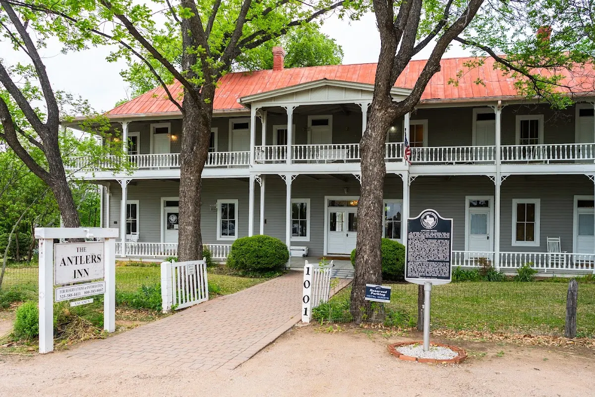 The Antlers Inn
