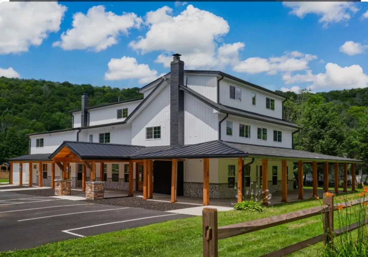 Saddleview Bed & Breakfast