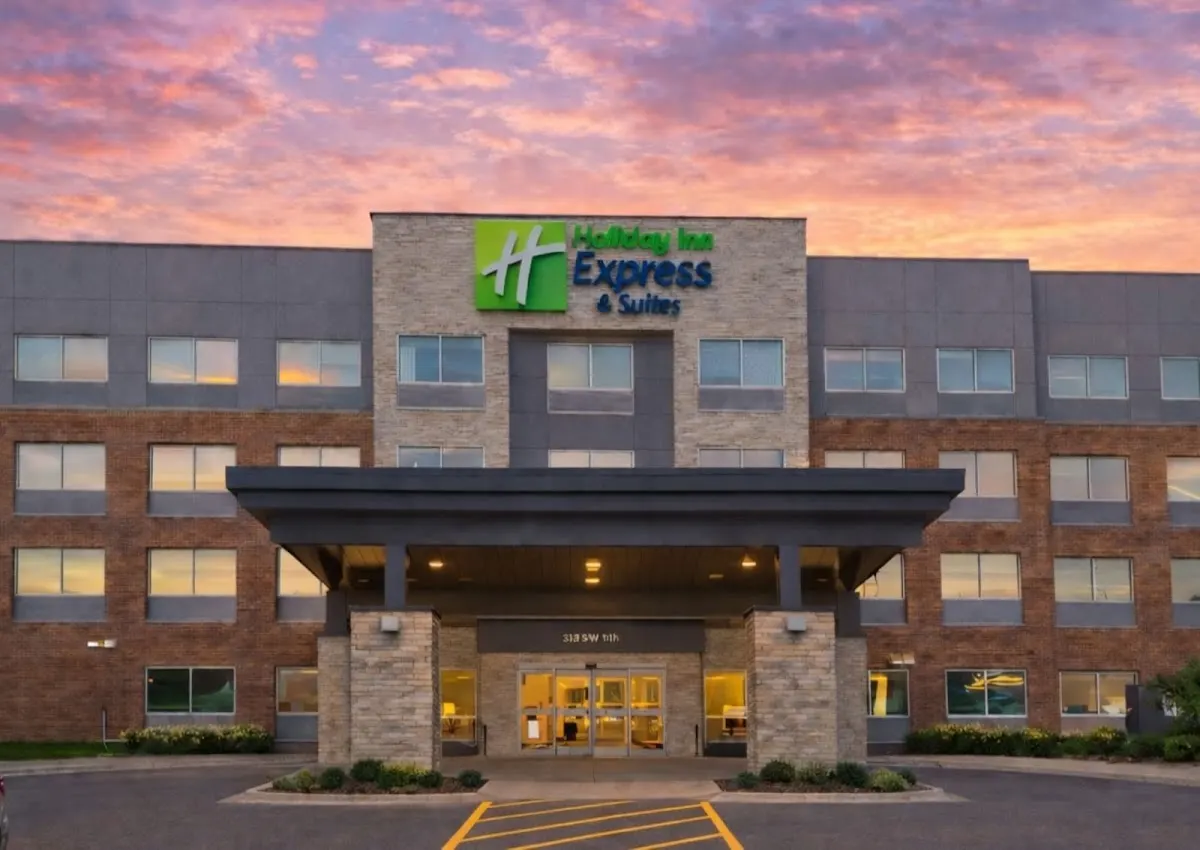 Holiday Inn Express & Suites Des Moines Downtown by IHG