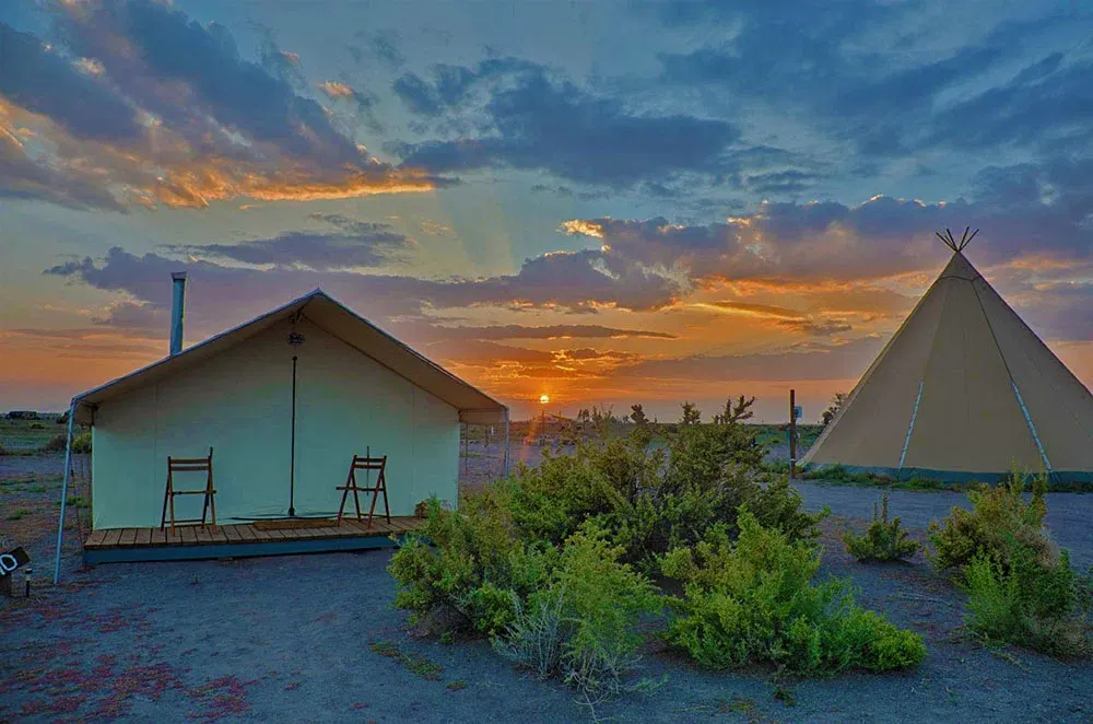 Rustic Rook Resort