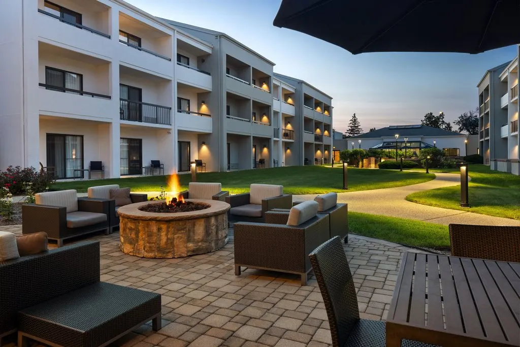 Courtyard by Marriott Chicago Waukegan/Gurnee