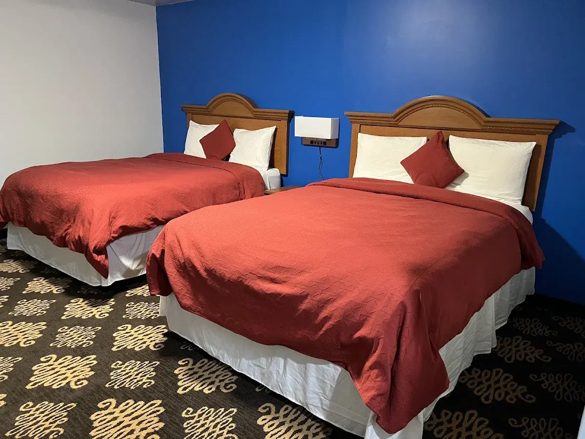 Midway Motel