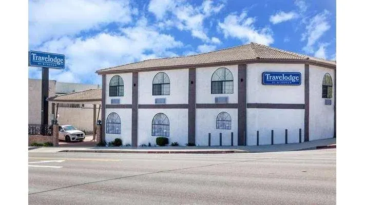Travelodge by Wyndham Harbor City