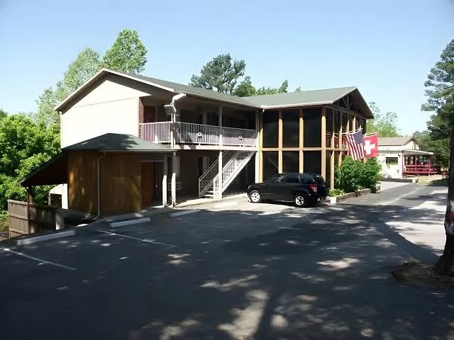 Lookout Lodge