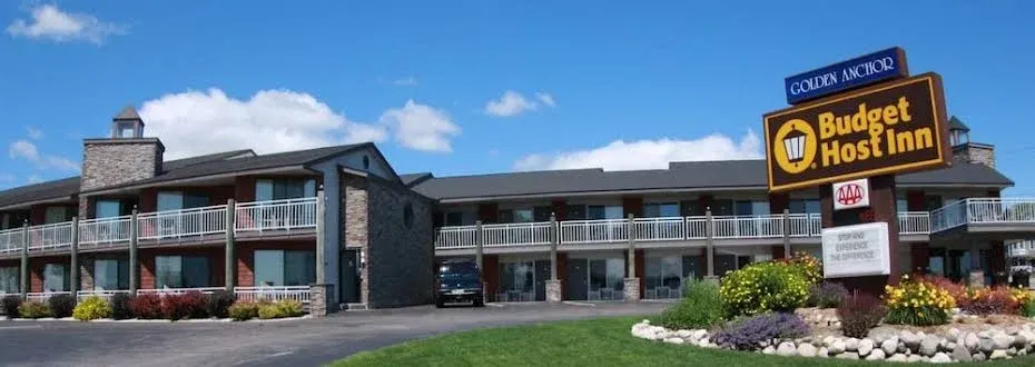 Budget Host Inn & Suites