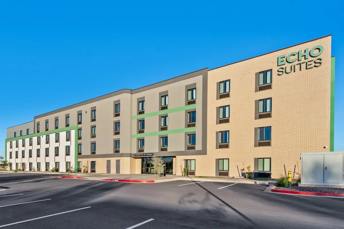 ECHO Suites Extended Stay by Wyndham Phoenix-Peoria/Glendale