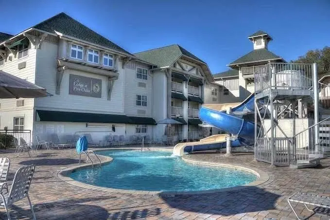 The Lodge at Five Oaks