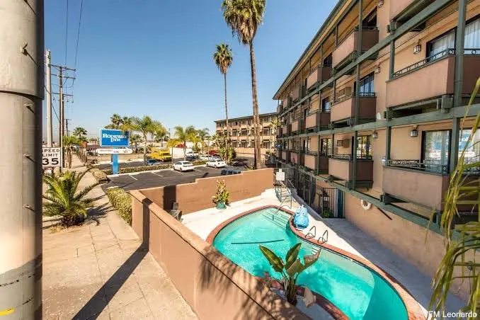 QueenCity Inn