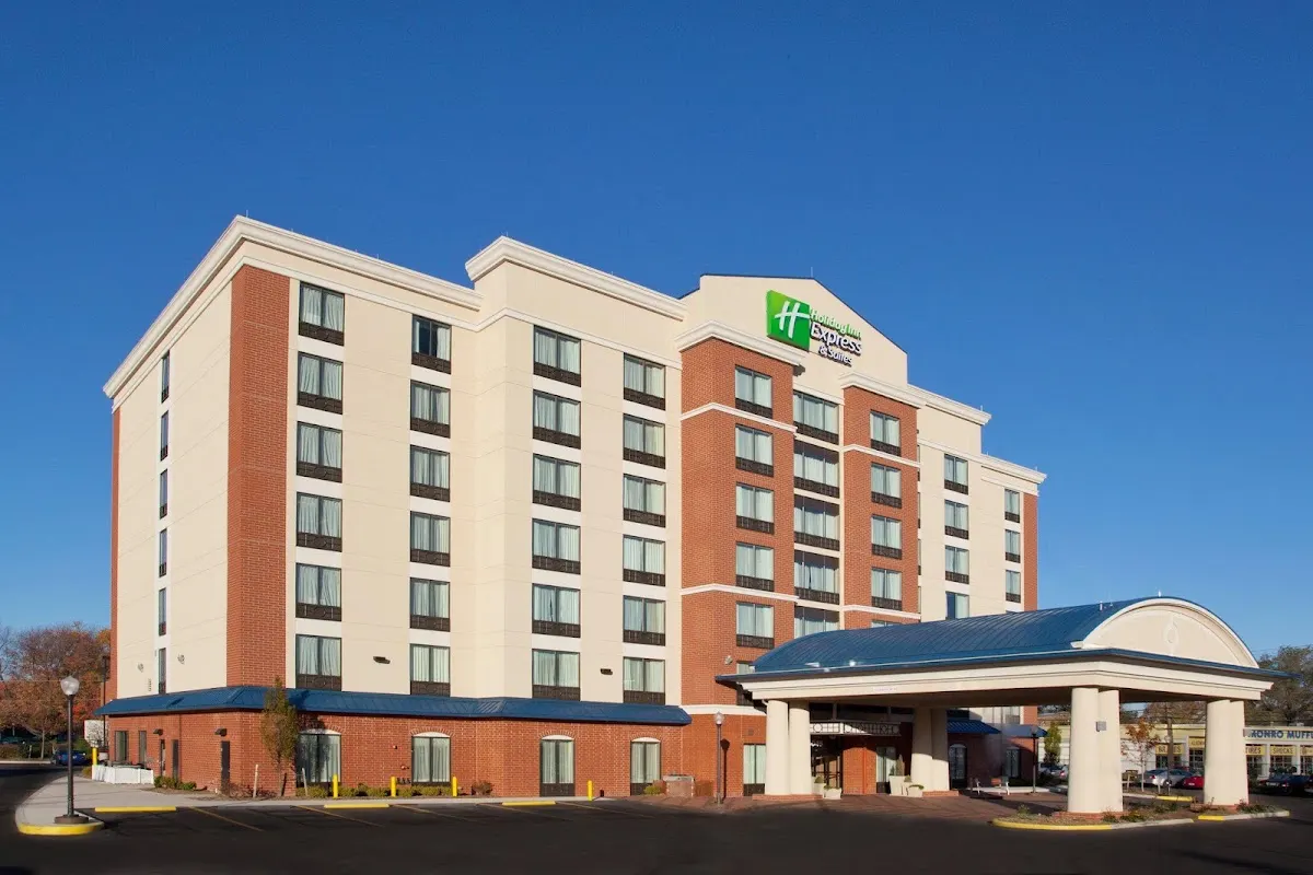 Holiday Inn Express & Suites Columbus OSU-Medical Center by IHG