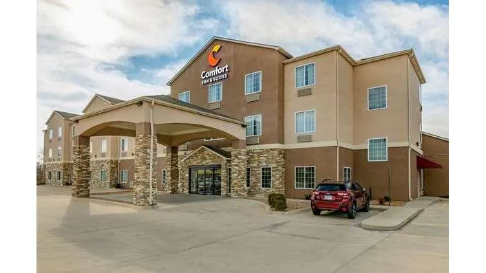 Comfort Inn & Suites near Bethel College