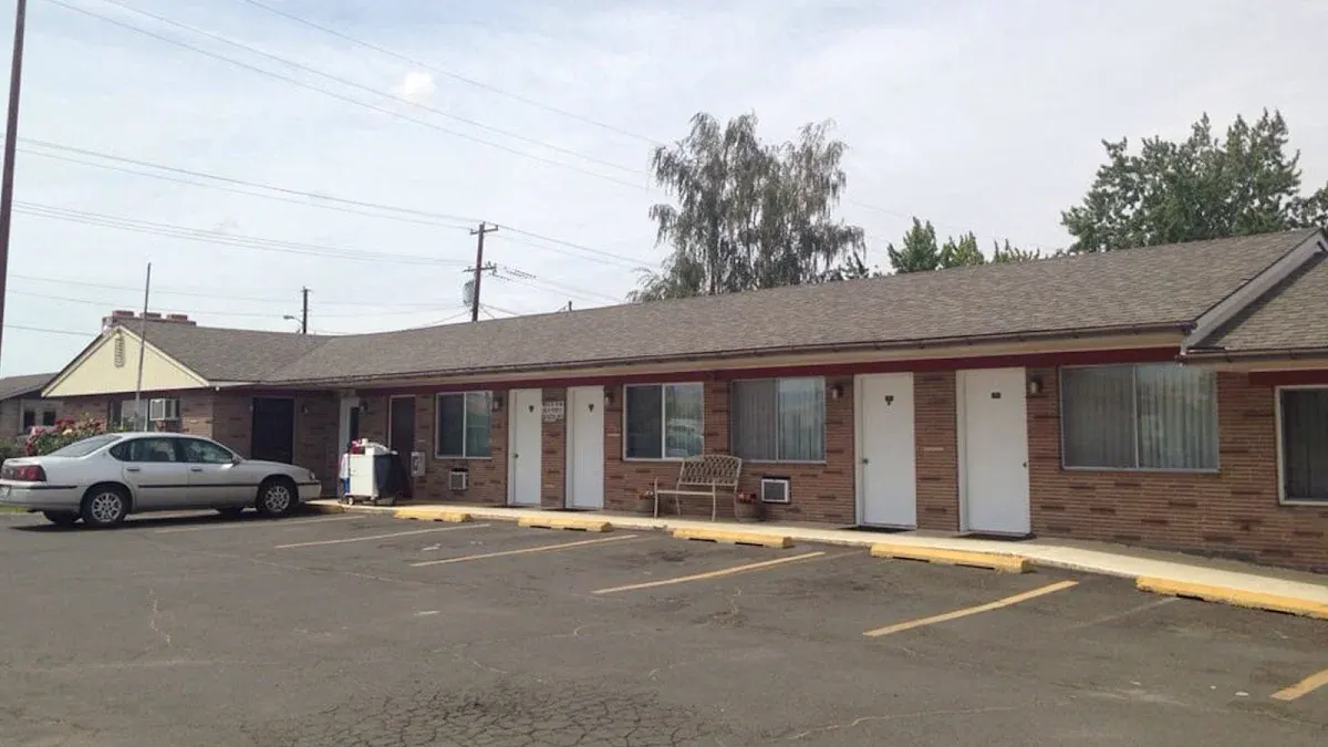 Out West Motel