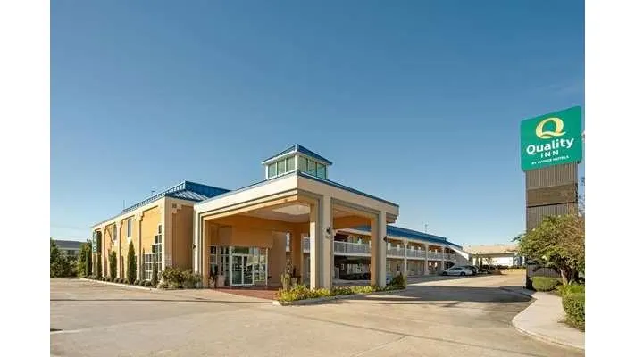 Quality Inn Brookhaven