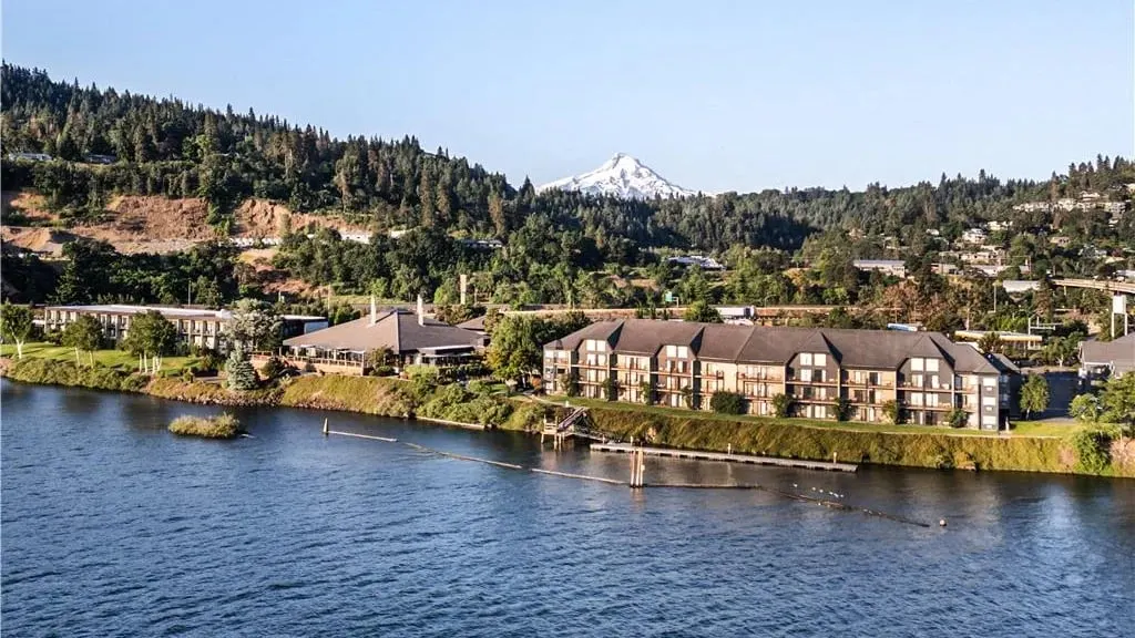 Best Western Plus Hood River Inn
