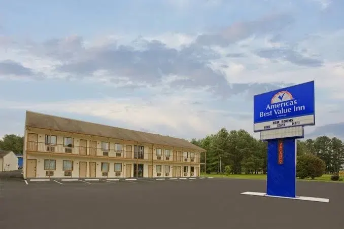 Regal Inn 2017
