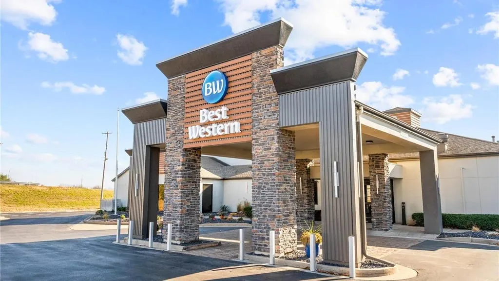 Best Western Courtview Hotel