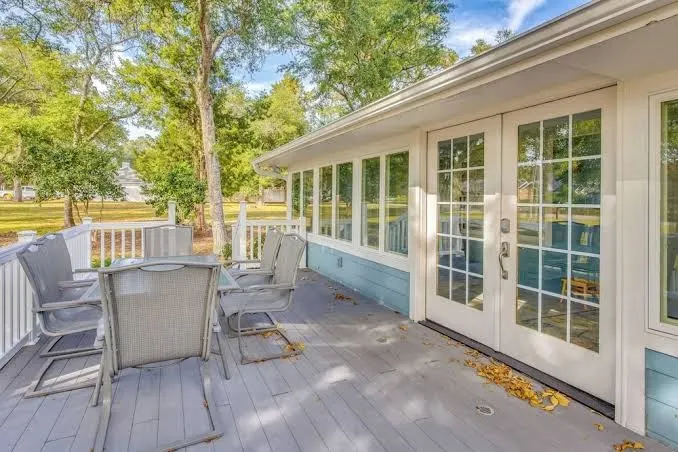 Walk to Ocean: Home w/ Deck in North Myrtle Beach