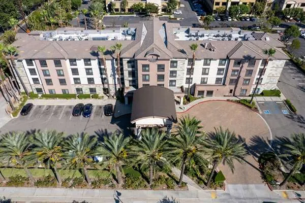 Country Inn & Suites by Radisson, Ontario at Ontario Mills, CA