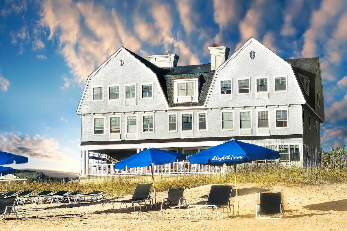 Elizabeth Pointe