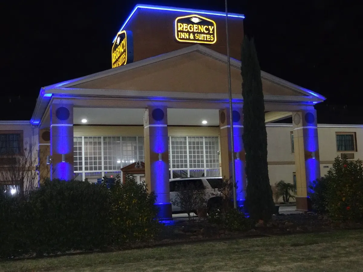 Regency Inn & Suites