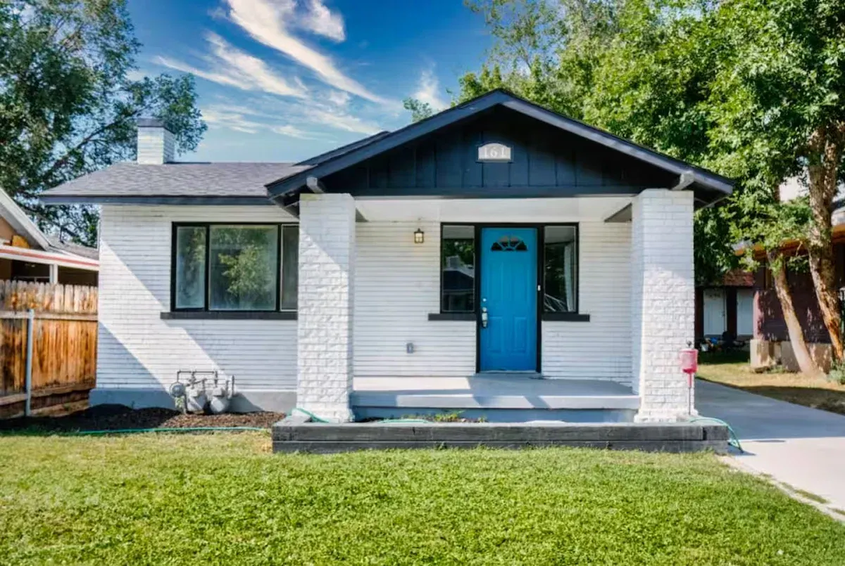 Sun & Snow Bungalow - Vacation Rental