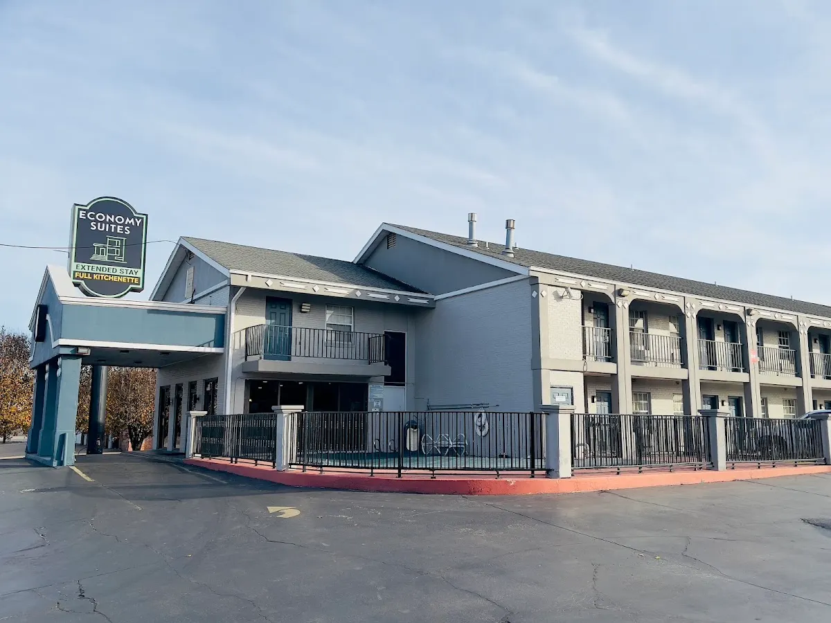 Extended Stay Tulsa - Economy Suites Fairgrounds