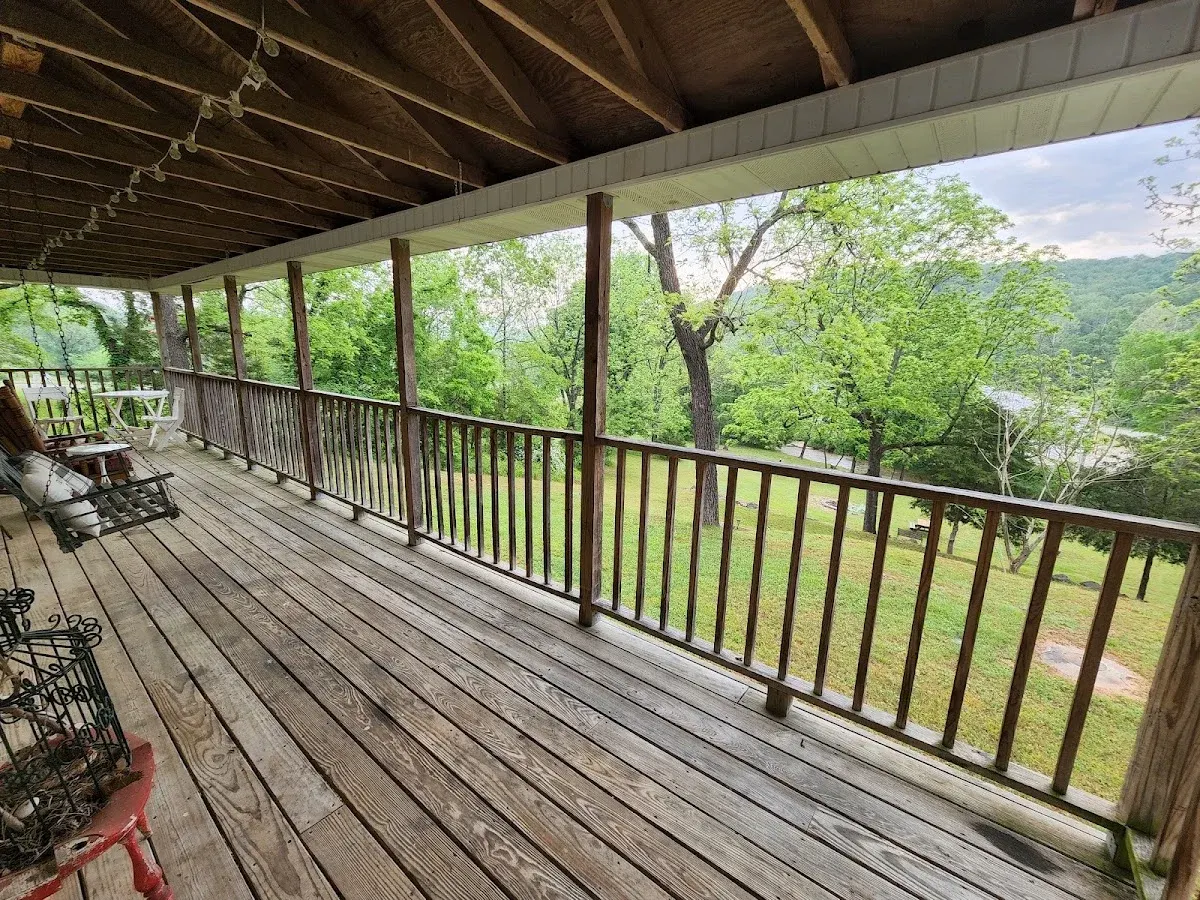 Hampton Creek Hideaway