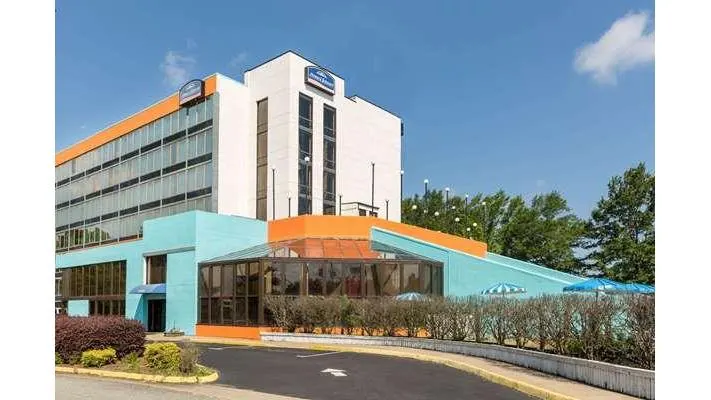 Howard Johnson by Wyndham Williamsburg