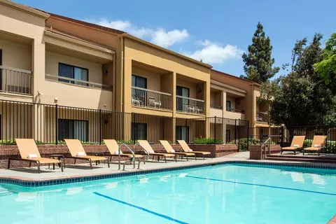Courtyard by Marriott Pleasanton
