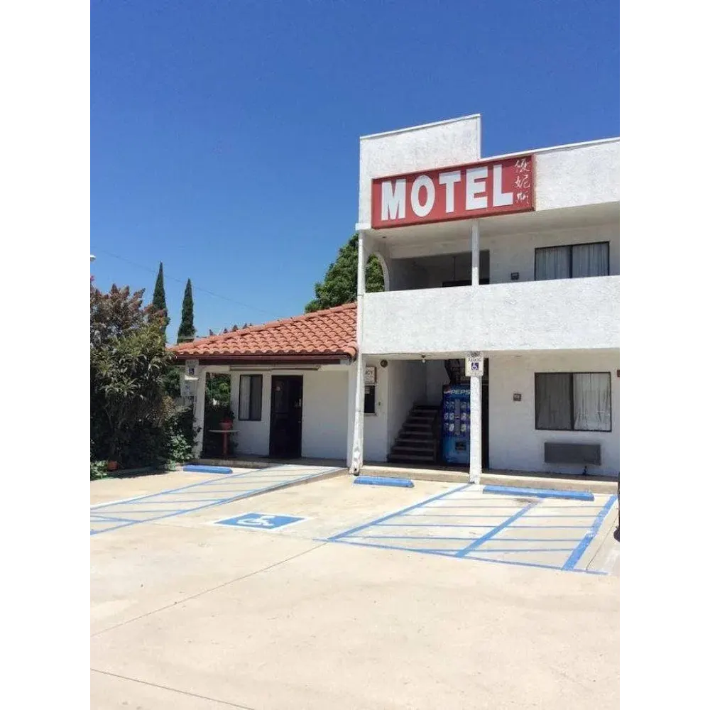 Eunice Plaza Motel