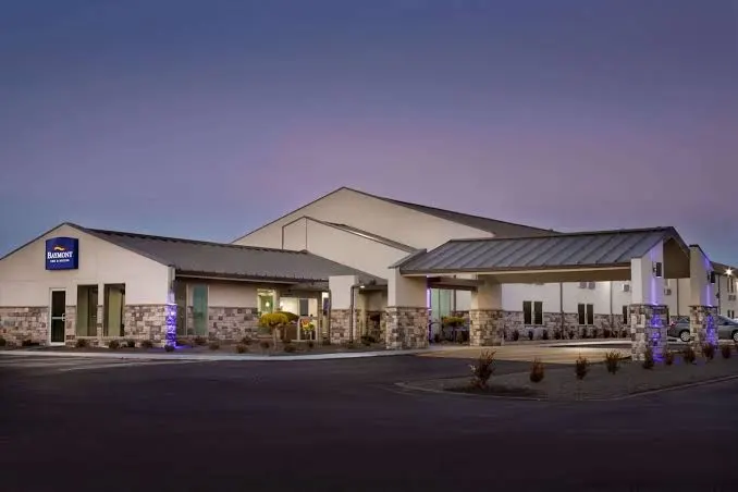Quality Inn Shawnee North I-40