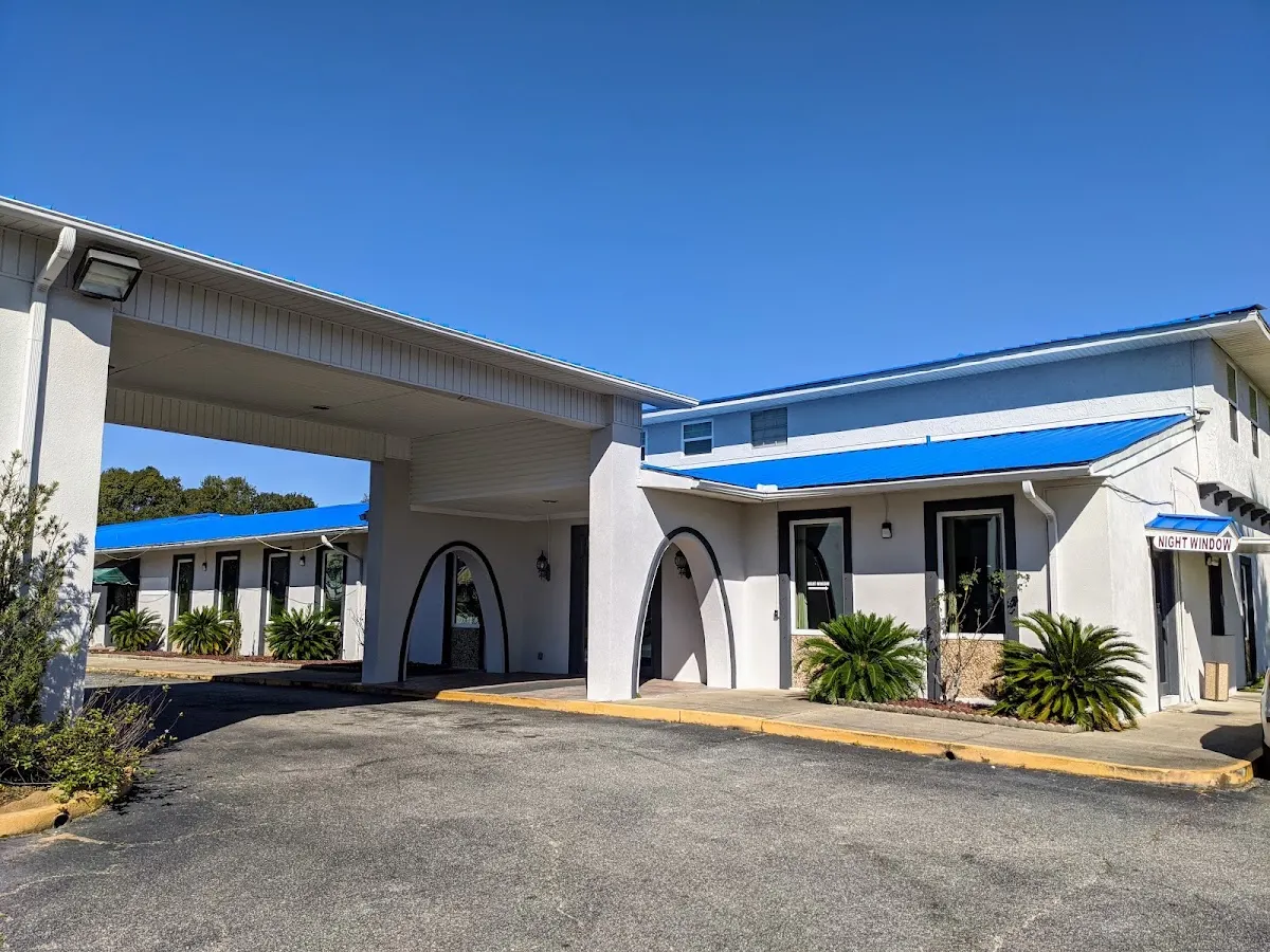 Garden Inn & Suites Pensacola