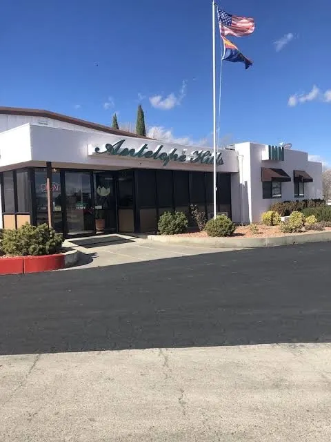 Antelope Hills Inn-Suites
